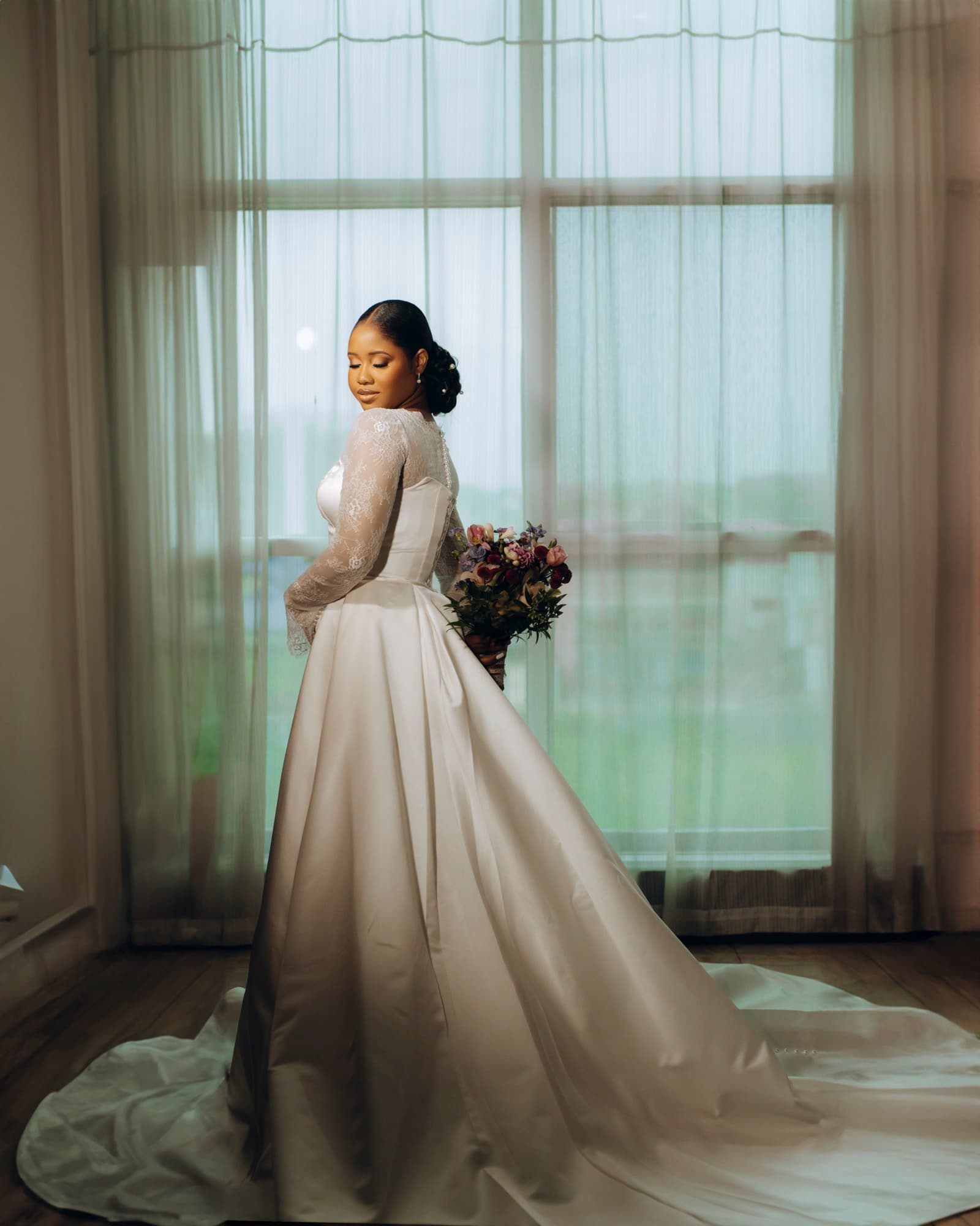 Kechi and Lanre at their white wedding.